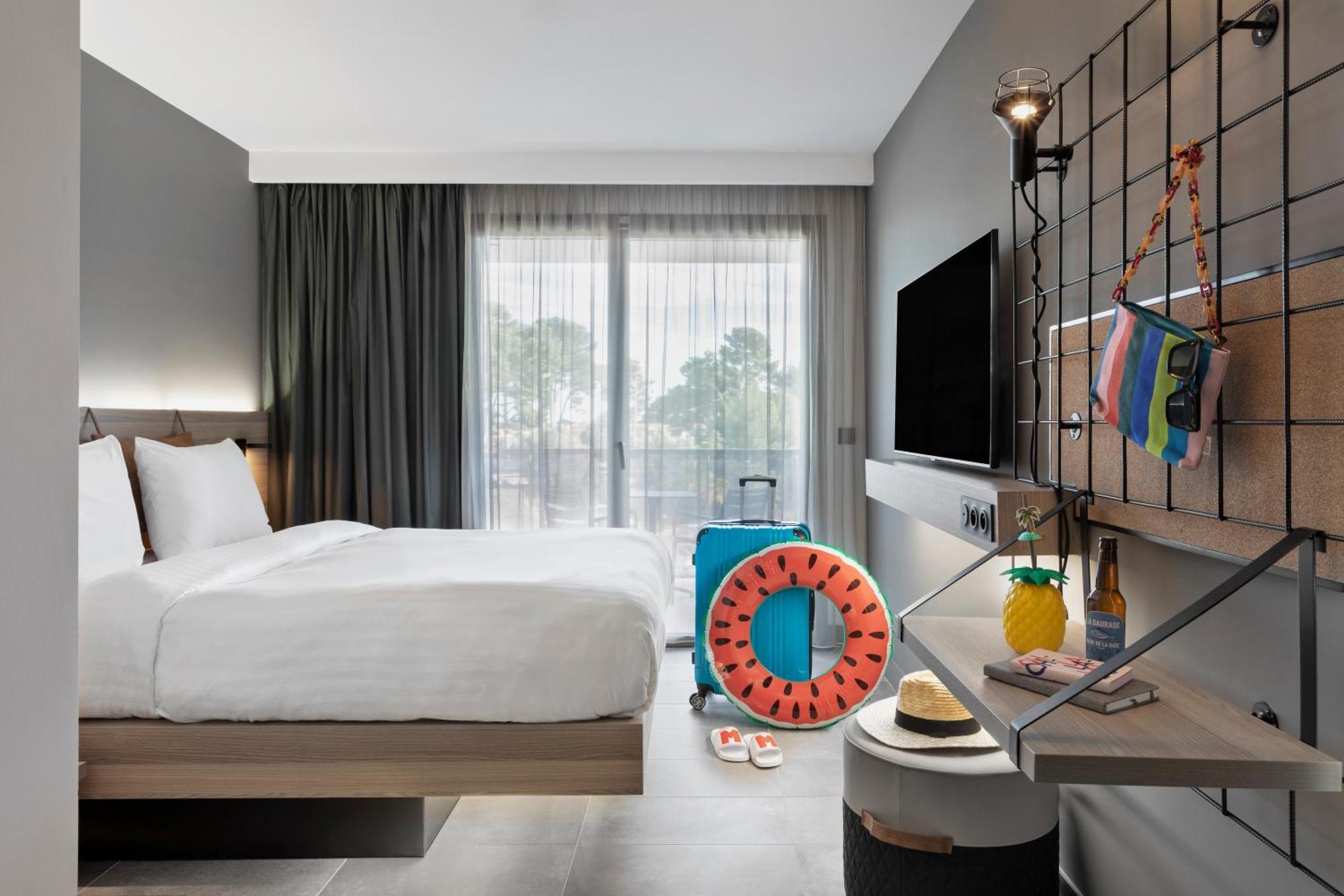 Moxy La Ciotat Hotel ภายนอก รูปภาพ