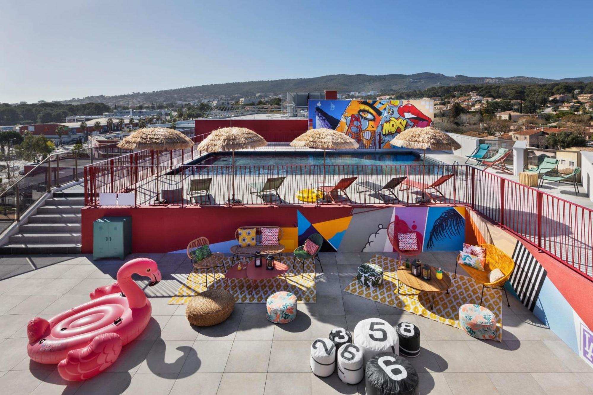 Moxy La Ciotat Hotel ภายนอก รูปภาพ